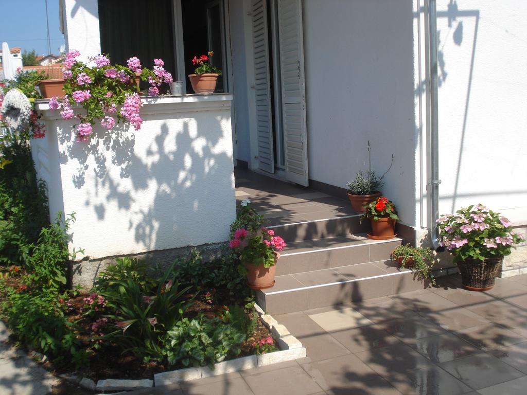 Apartment Lambasa Vodice Ngoại thất bức ảnh