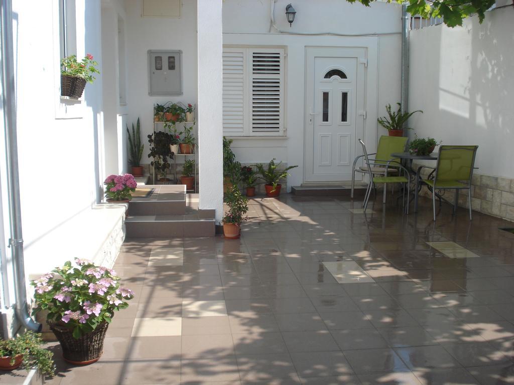 Apartment Lambasa Vodice Ngoại thất bức ảnh