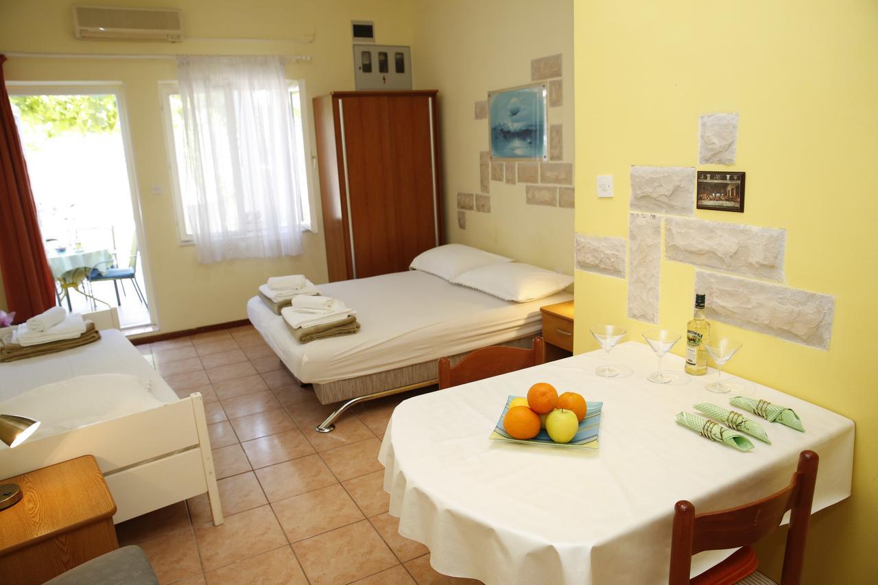 Apartment Lambasa Vodice Ngoại thất bức ảnh