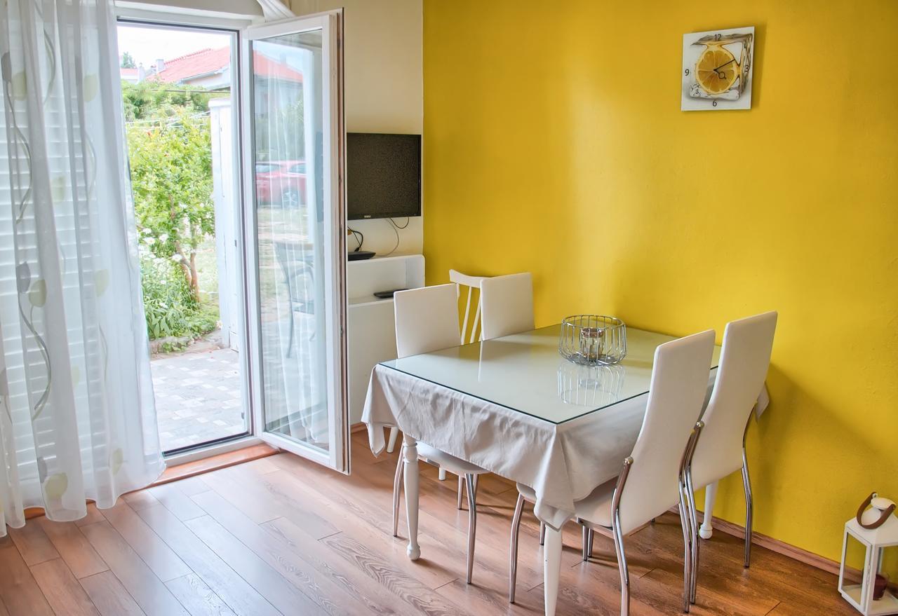 Apartment Lambasa Vodice Ngoại thất bức ảnh